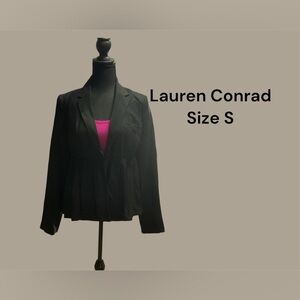 LAUREN CONRAD SIZE SMALL CAREER BLAZER GENTLY WORN